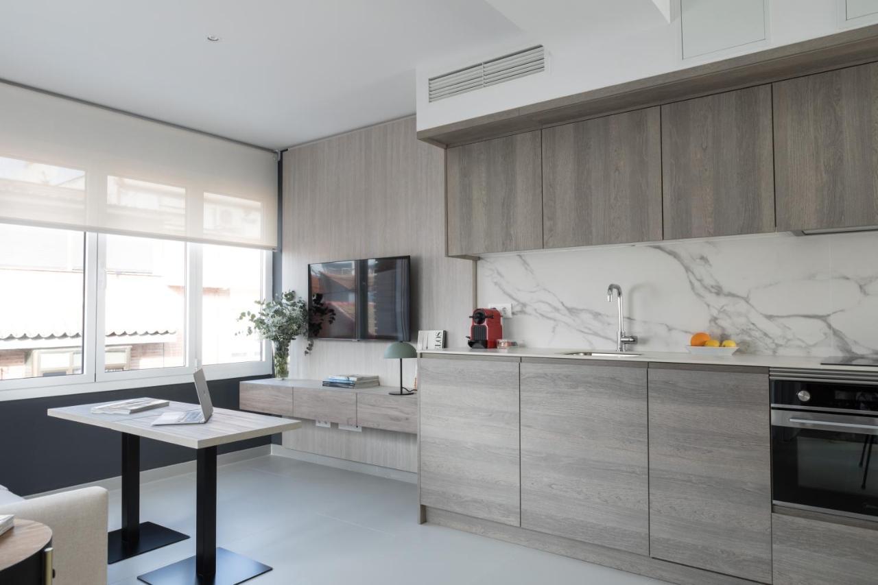 Apartamentos Las Torres Мадрид Экстерьер фото