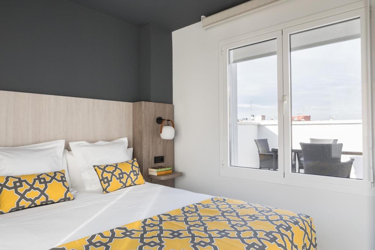 Apartamentos Las Torres Мадрид Экстерьер фото