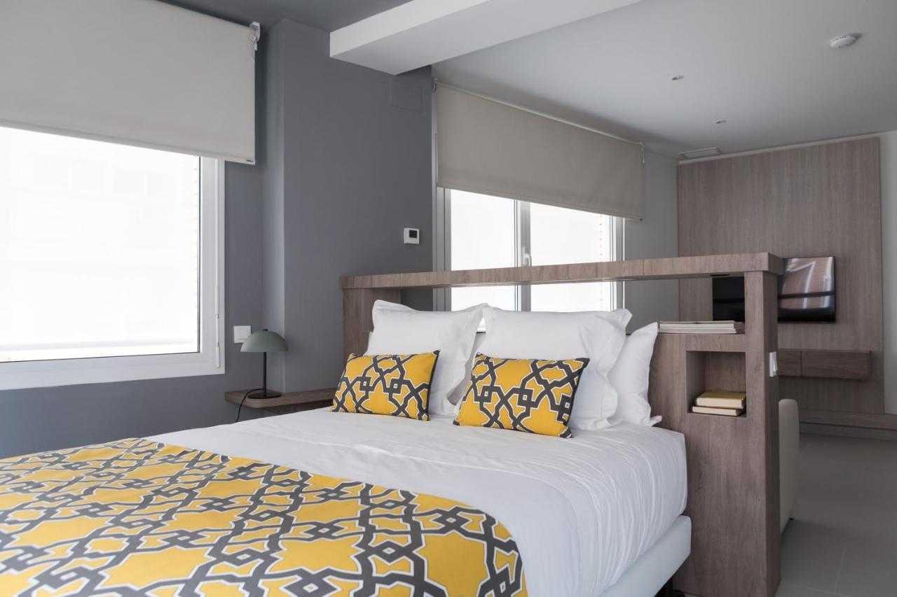 Apartamentos Las Torres Мадрид Экстерьер фото